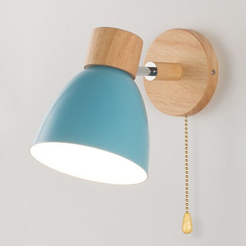 Stijlvolle Scandinavische houten wandlamp voor een sfeervolle ambiance