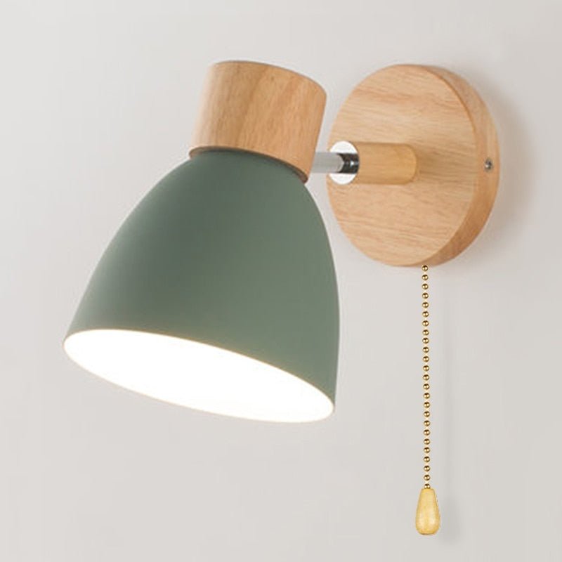 Stijlvolle Scandinavische houten wandlamp voor een sfeervolle ambiance